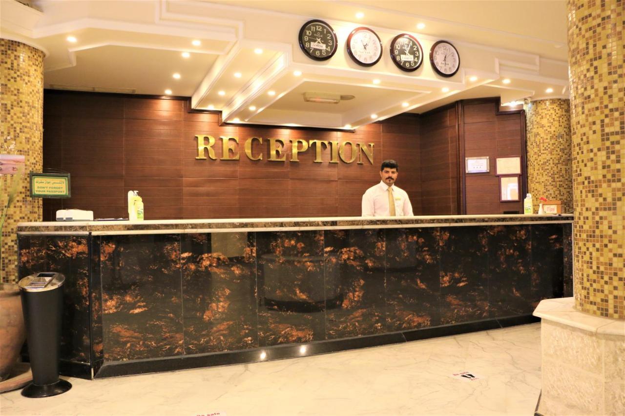 Silk Road Hotel Вади Муса Екстериор снимка