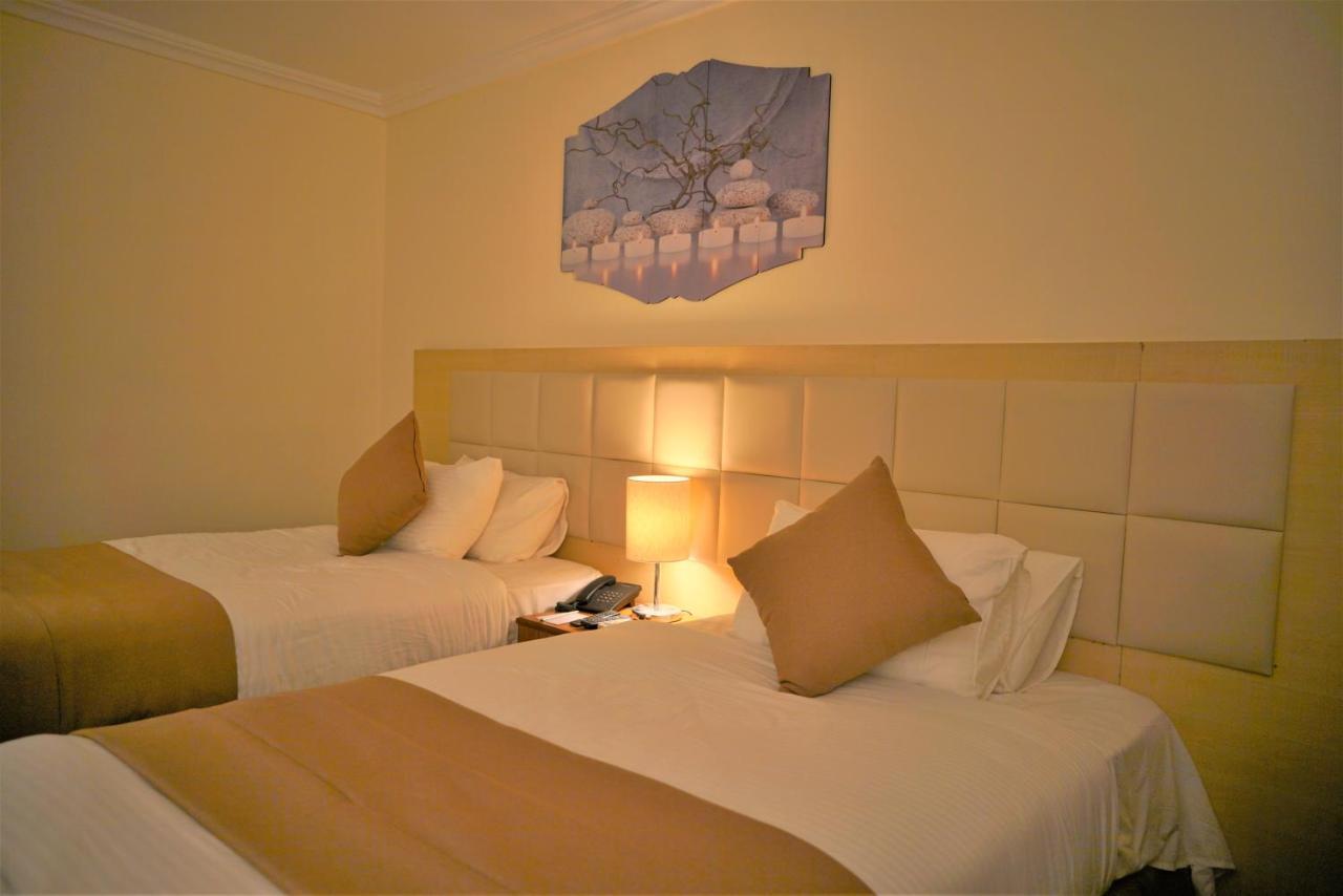 Silk Road Hotel Вади Муса Екстериор снимка